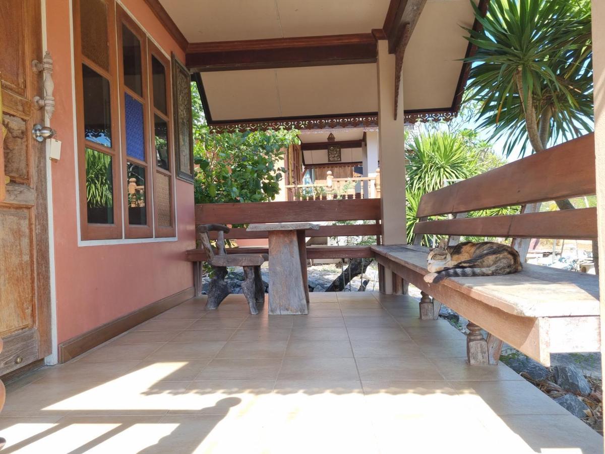 Hello Sichang Bungalow Ko Si Chang Exterior foto