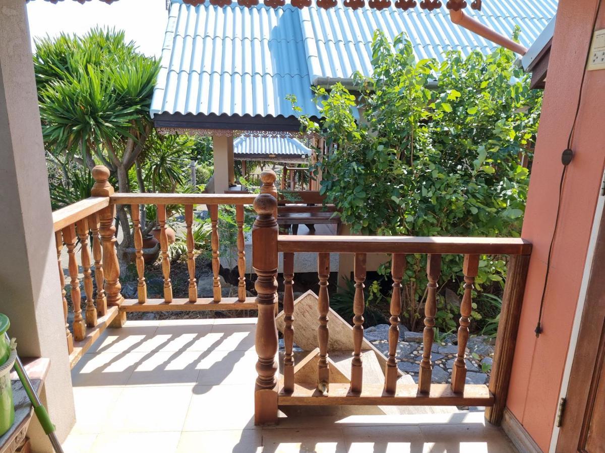 Hello Sichang Bungalow Ko Si Chang Exterior foto