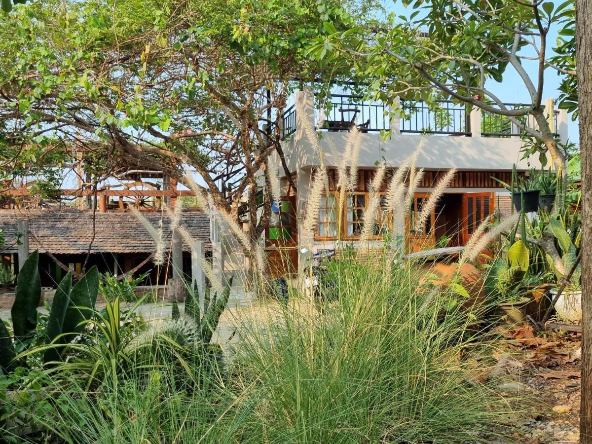 Hello Sichang Bungalow Ko Si Chang Exterior foto
