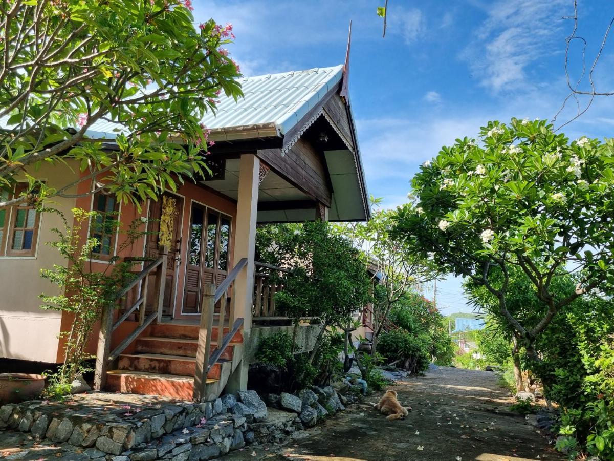 Hello Sichang Bungalow Ko Si Chang Exterior foto